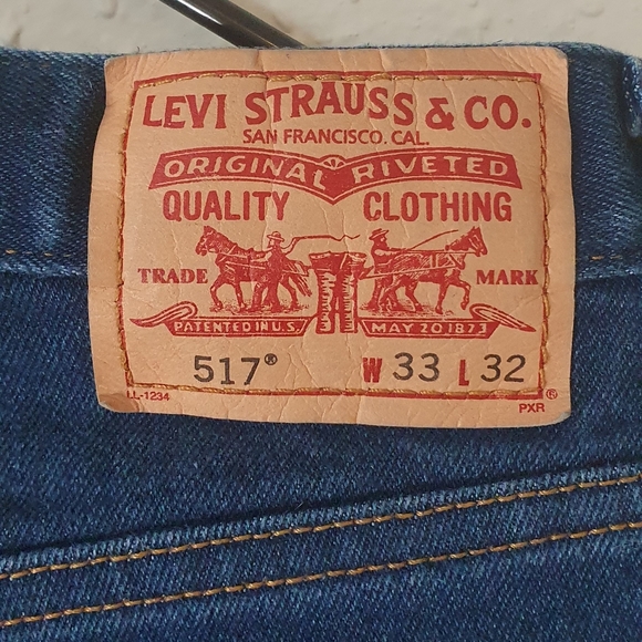Levi's Other - ‼️EUC LEVI'S MEN'S BOOT CUT 517 JEANS‼️